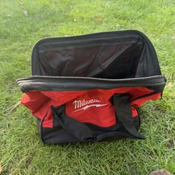 Milwaukee Small Tool Bag 