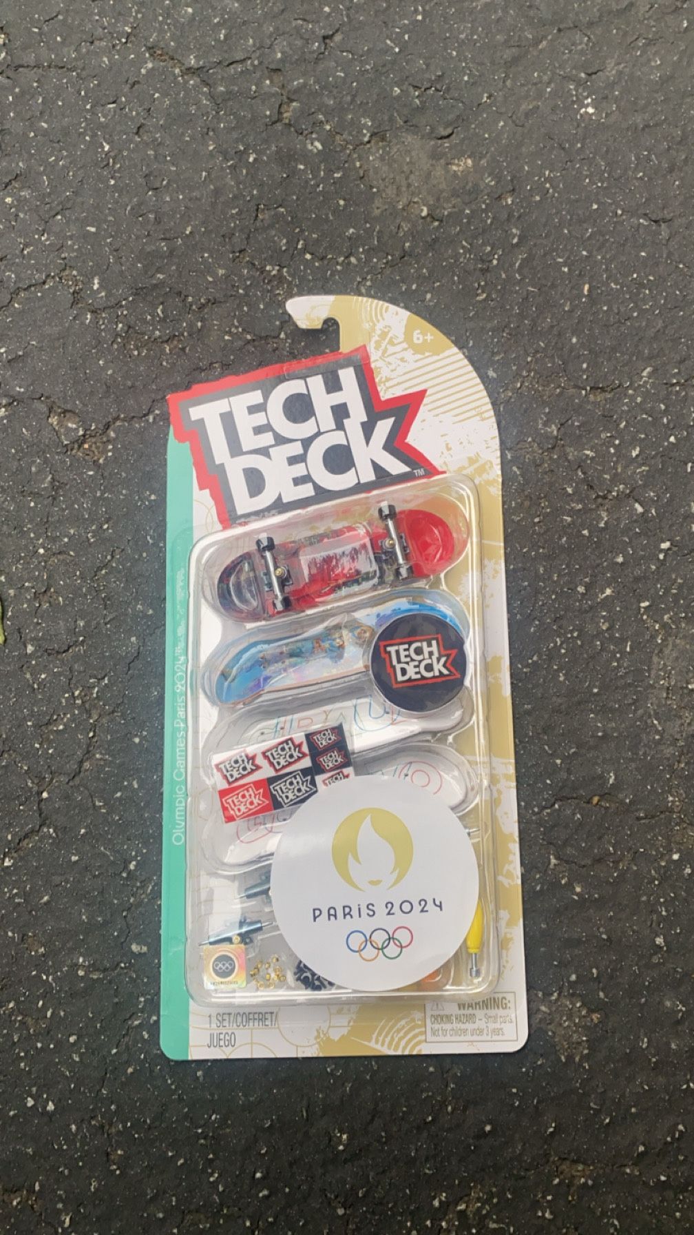 Tech Deck Skateboard