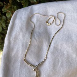 10 Karat Natural Diamond Necklace 