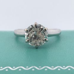 14k White Gold 1.75ct Diamond ring size 4.75