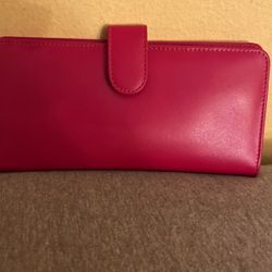 Woman’s wallet
