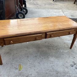 Coffee Table / Mini Table