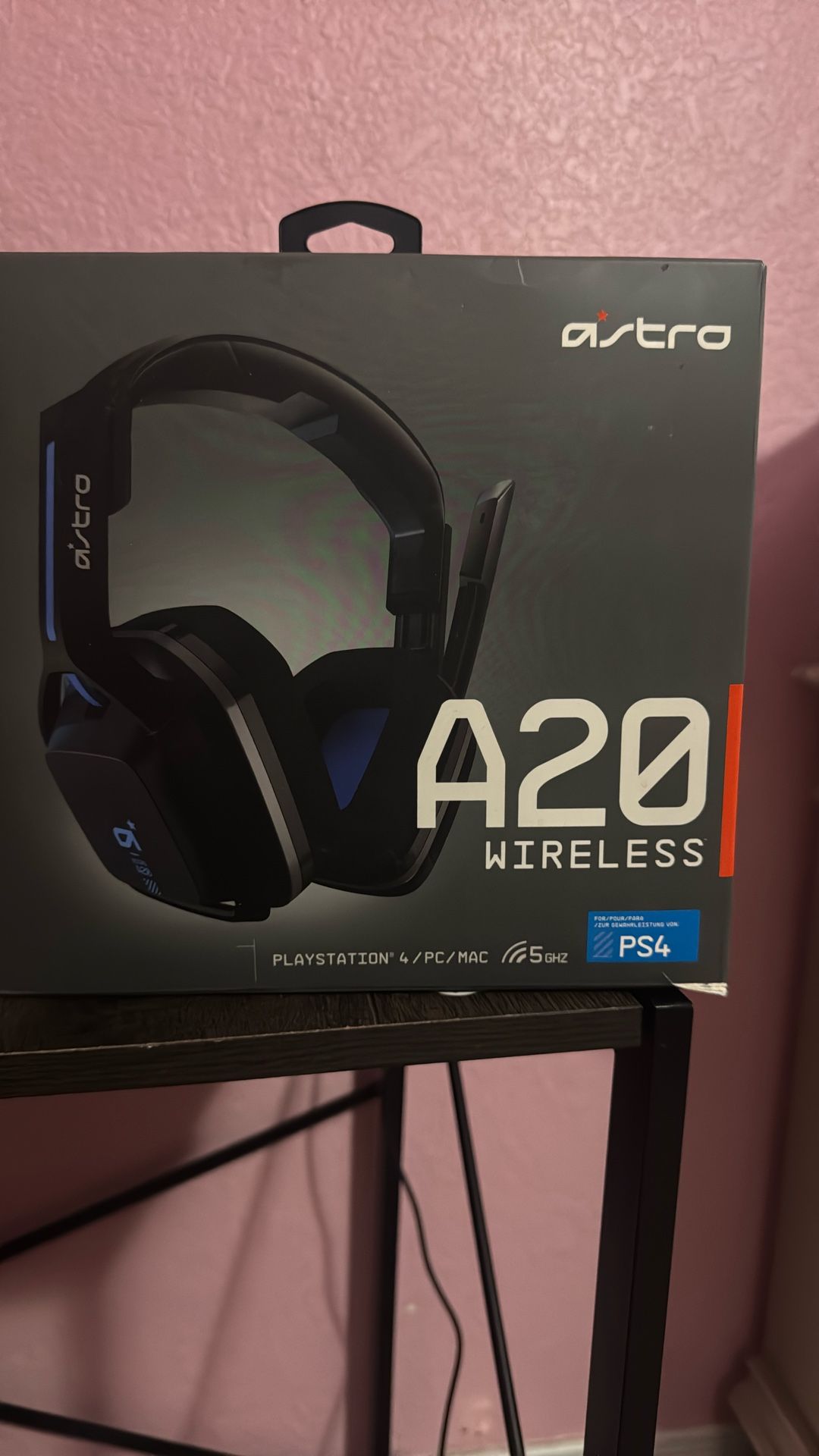 Astro A20 PS4/MAC/ PC Wireless Headset