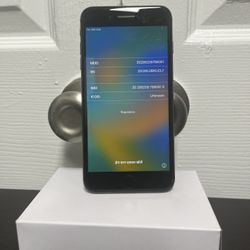 iPhone 8 Plus Unlocked ( 64 GB )