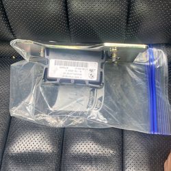 E92 YAW RATE SENSOR 