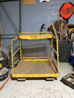 Forklift aerial platform
