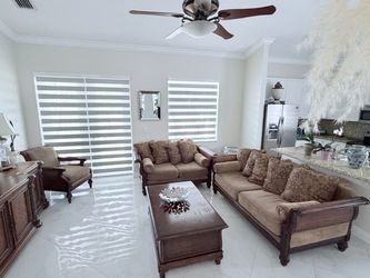 Sofá, love seat and chair For Sale
