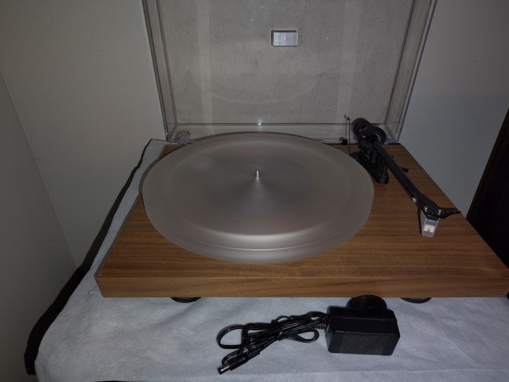 Project Debut Carbon Evo