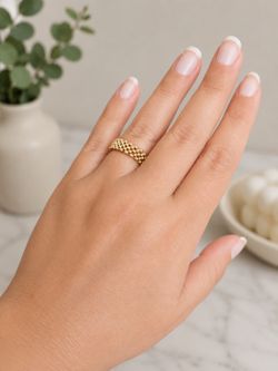 18k Gold Ring