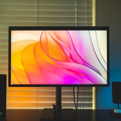 LG 27 Inch UltraFine 5K IPS Monitor