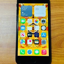 Apple iPhone SE 3rd Gen 64GB UNLOCKED Fully Functional