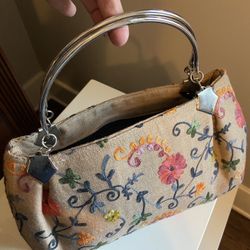 Vintage (unused) hand embroidered purse with silver handles