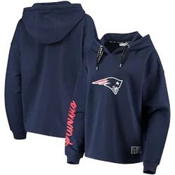 Woman’s DKNY Patriots sweater 