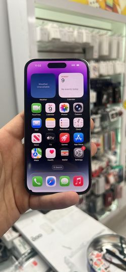 iPhone 14 Pro 128Gb *Unlocked* + *With Warranty* + *With Charger*