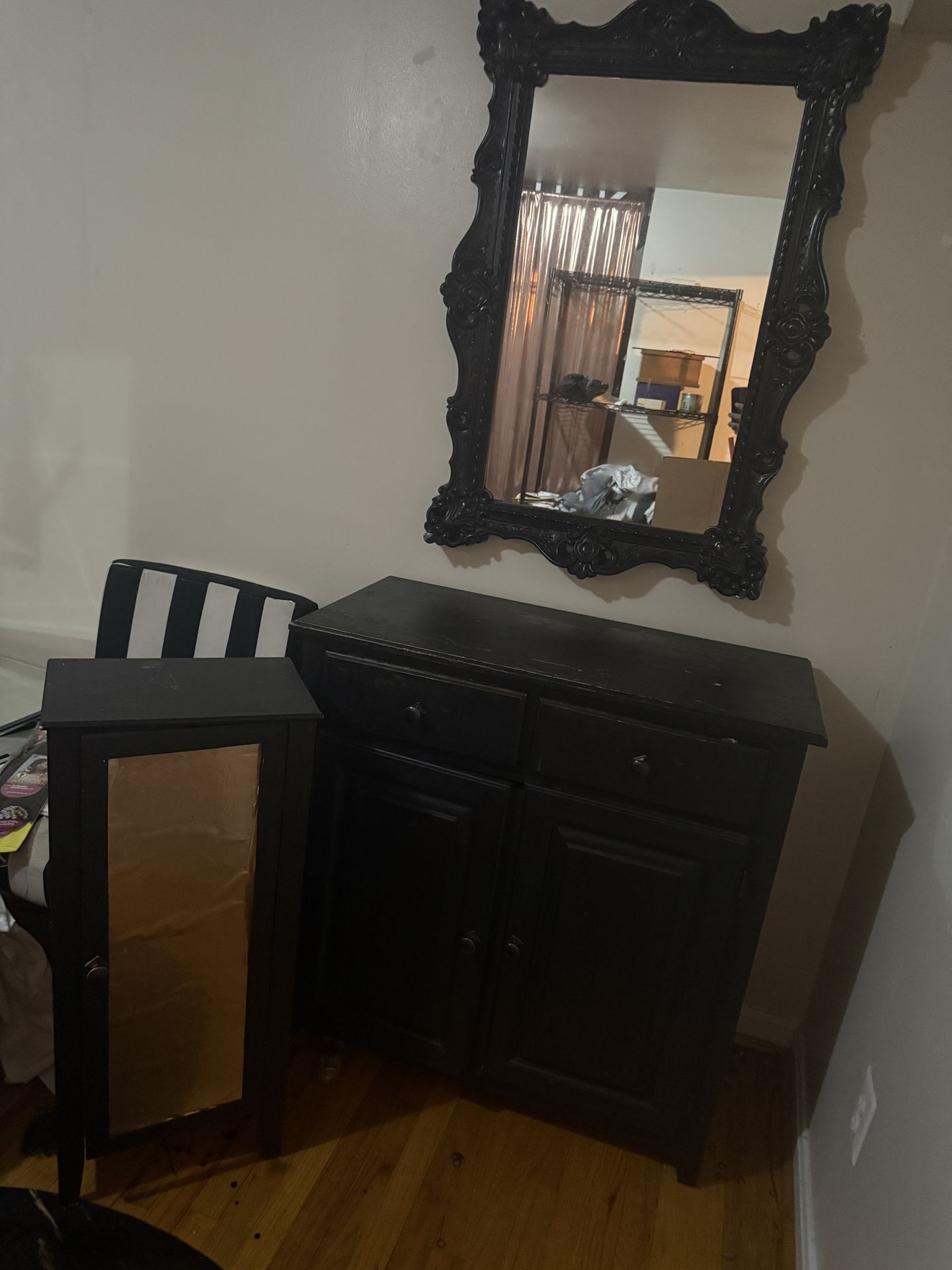 🖤 Black Buffet, Mirror & Mini Storage Cabinet Set – Modern & Elegant – $150 (OBO)