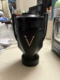 Invictus Victory Absolu Parfum Intense Cologne