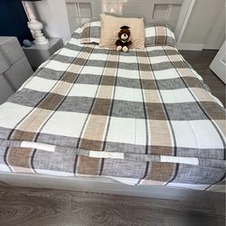 BEDROOM SET QUEEN BED FROM EL DORADO FURNITURE