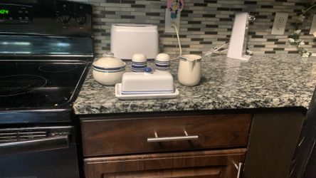 Five Kitchen Accessories Set