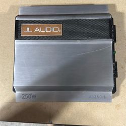 JL AUDIO 250w Amp