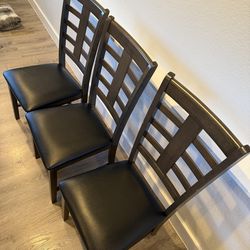 6 Dinning chairs plus free dinning table if you want it