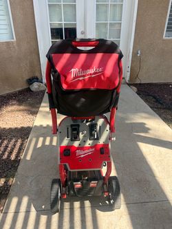Milwaukee HVLP Airless Paint Sprayer on Wheels