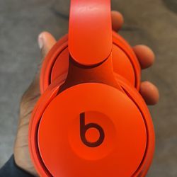 Beats Solo Pro