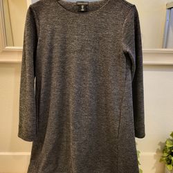 Woman short dress/size Small