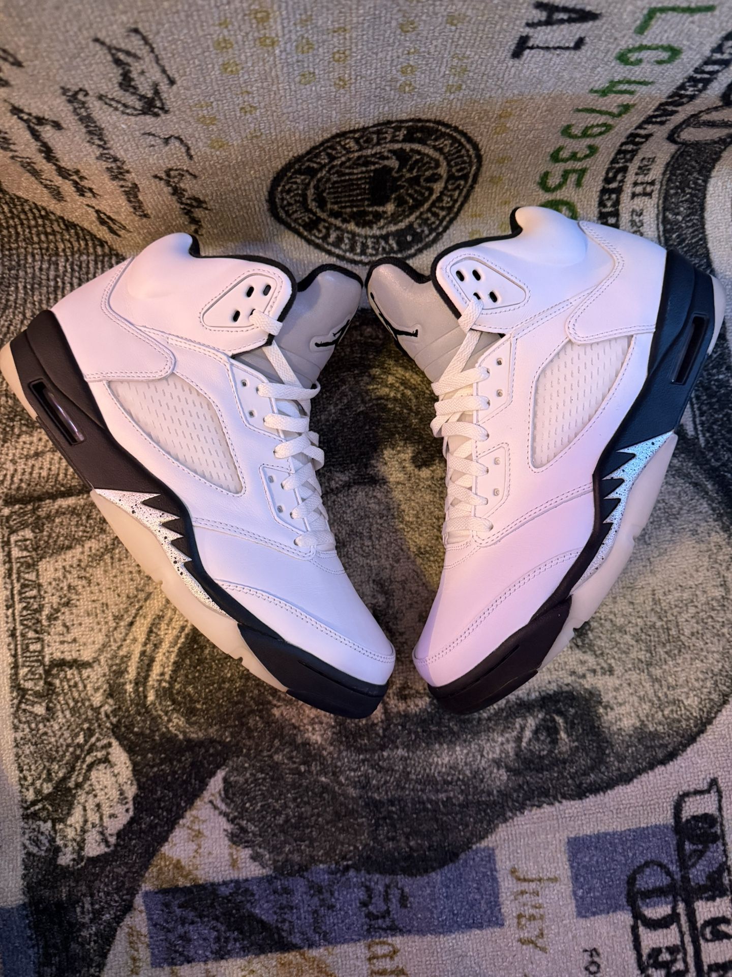 Jordan 5 “White/Black”