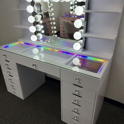 Luxury Bluetooth Vanity 