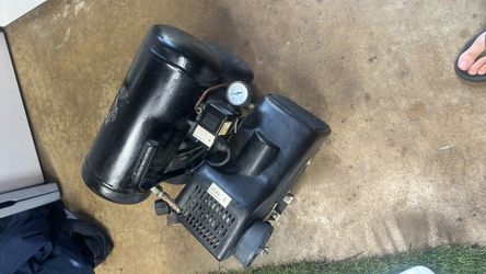 Portable Air Compressor Works Good