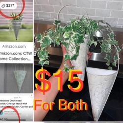 $15 Shabby Chic/Cottage Style Wall Metal Decor Flowers/plant Holders