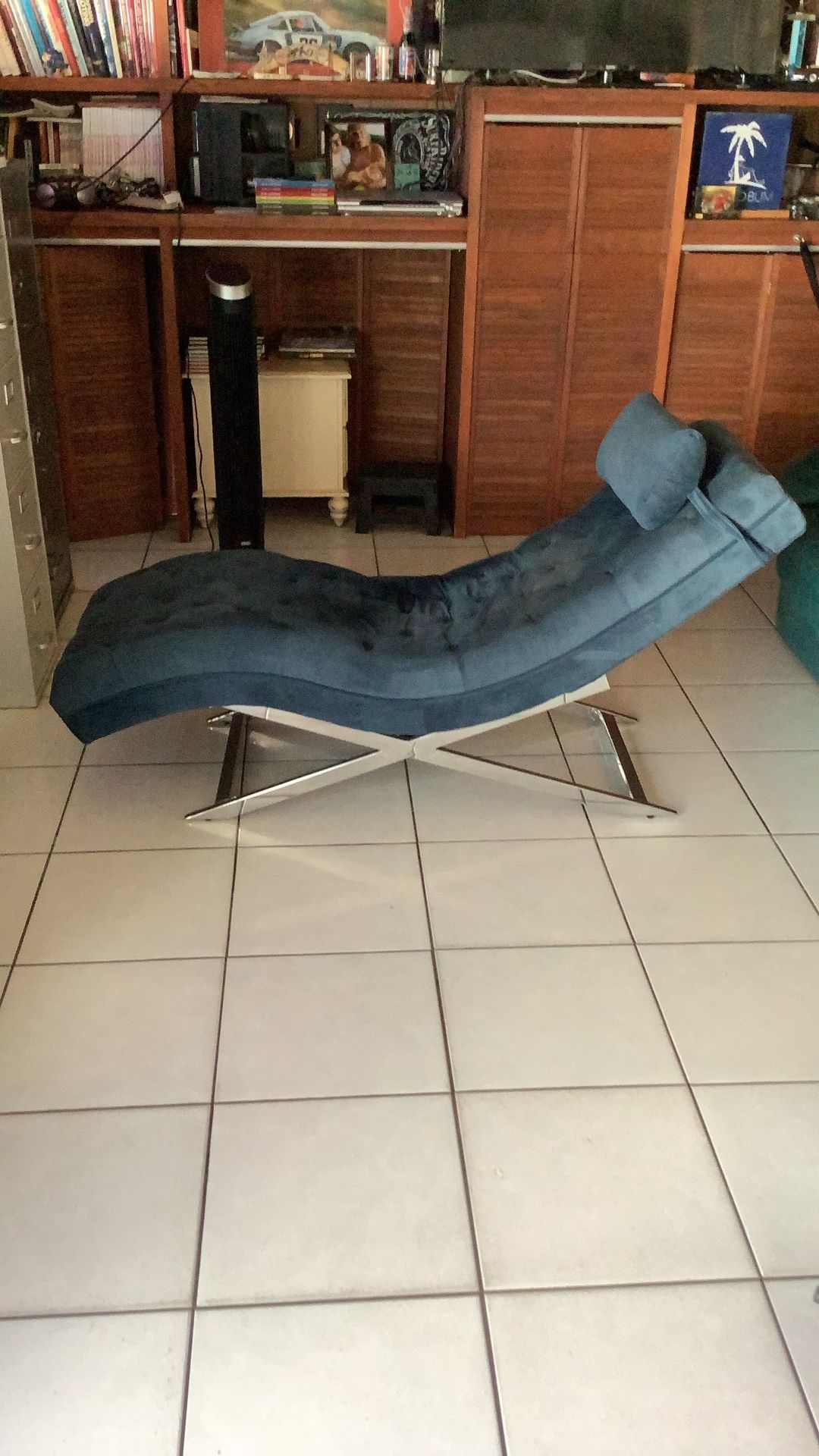 Lounge Chair Navy Blue And Chrome Like New $225 It Was $600 New