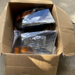 2012-18 Dodge Ram Headlights 