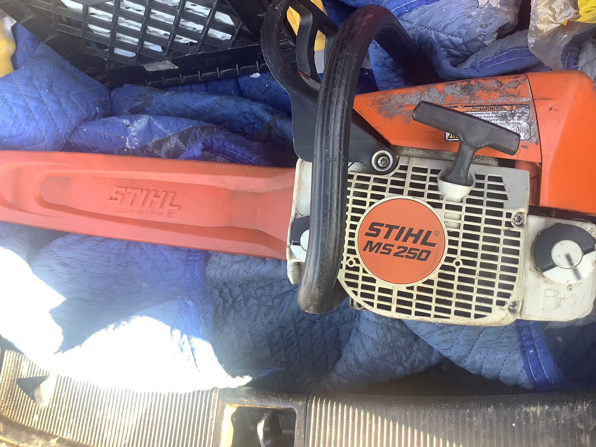 Stihl Ms-250 Chainsaw