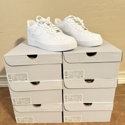 Nike Air Force 1 ‘07 Triple White Mens 10.5