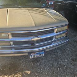 1994 Chevy Silverado. V8 Extendad Cab 