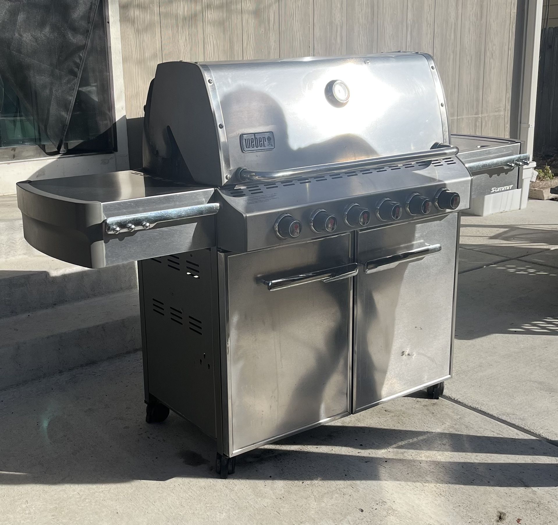 Six Burner Weber Grill Natural Gas ONLY Not Propane