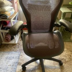 OFFICE CHAIR 
