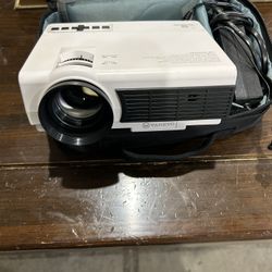Projector Leisure 3 Pro