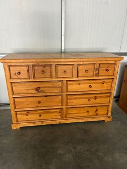 Dresser with night stand