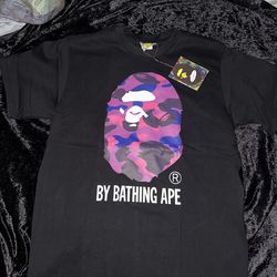 *REP* BLACK BAPE SHIRT MEDIUM