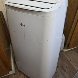 LG Portable Air Conditioner 