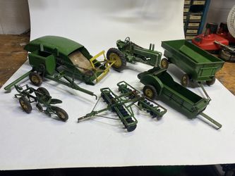 Vintage John Deere Farm Toy Set 