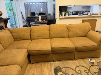 SECTIONAL SOFA (2pc.)