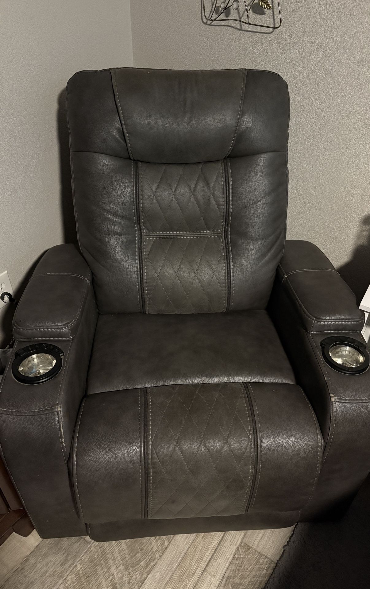 Power Recliner