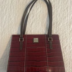 ♥️Beautiful Red Dooney and Bourke Purse♥️