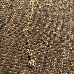 Gold Necklace With Diamonds