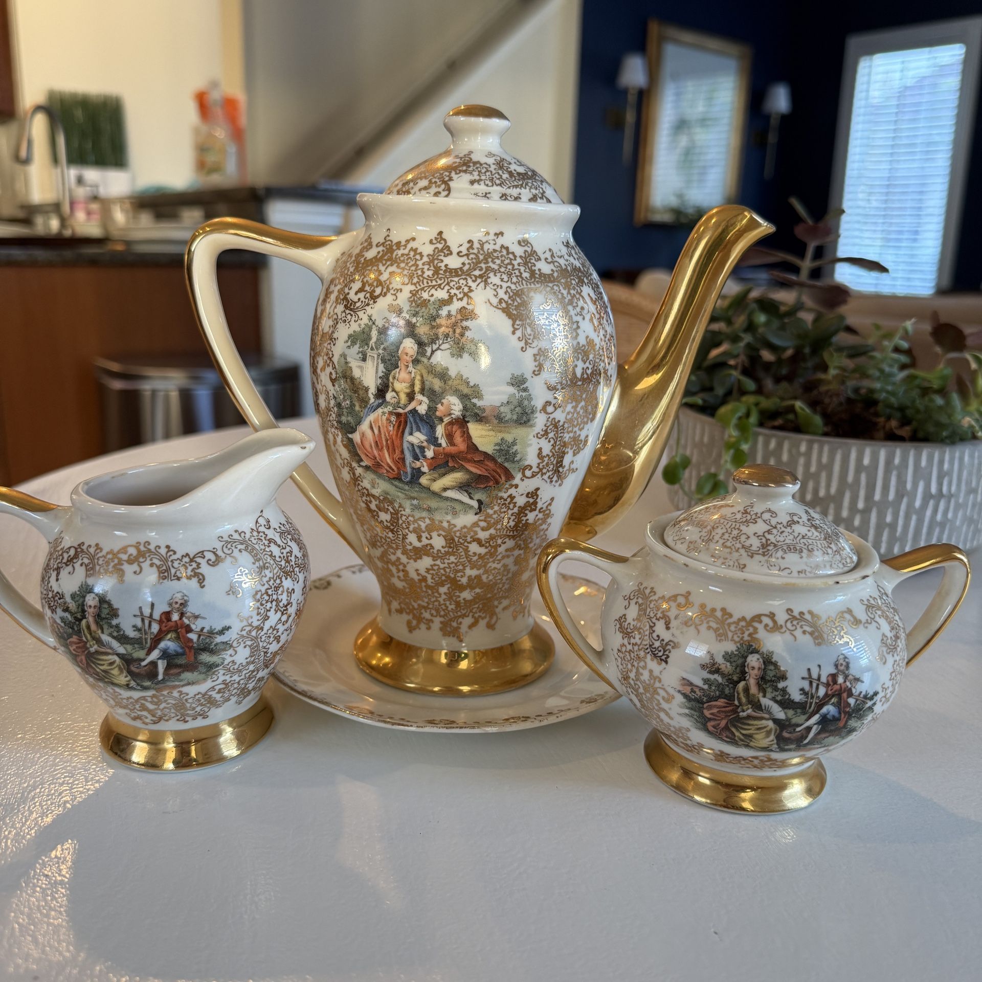 Warranted 22k Gold Liberty Colonial Tea Set