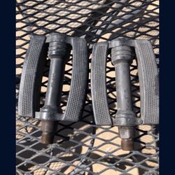 Old School Pedals  1/2