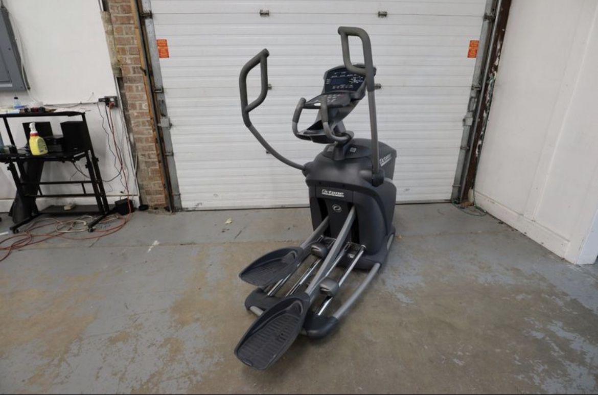 Octane Q37 Q37CE Elliptical Fitness Crosstrainer For Home Gym